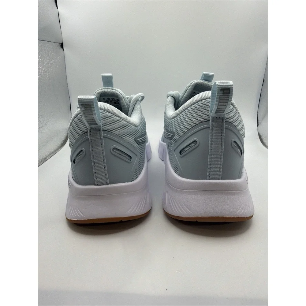 Puma women focus